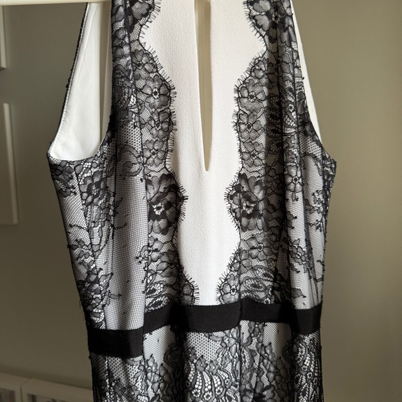 BCBG MAXAZRIA Georgianna Halter Lace Trim Black and White Long Dress - Picture 4 of 6